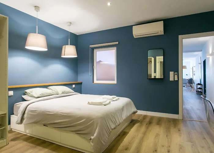 Cozy In Amazing Location! Lägenhet Lisboa