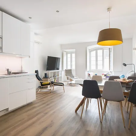 Διαμέρισμα Cozy In Amazing Location!