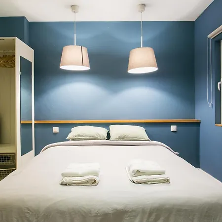 Cozy In Amazing Location! דירה *