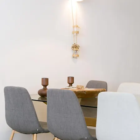 Cozy In Amazing Location! דירה