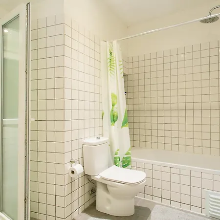 דירה Cozy In Amazing Location!