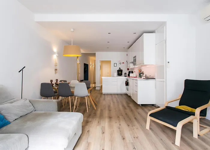 Cozy In Amazing Location! * リスボン