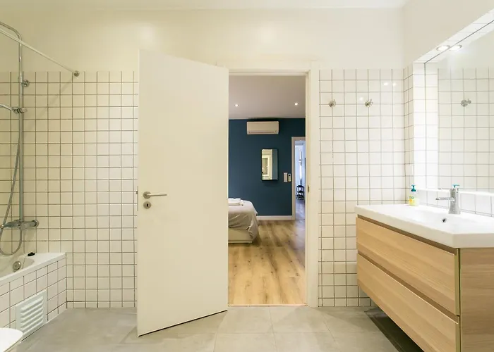 Cozy In Amazing Location! Lisboa